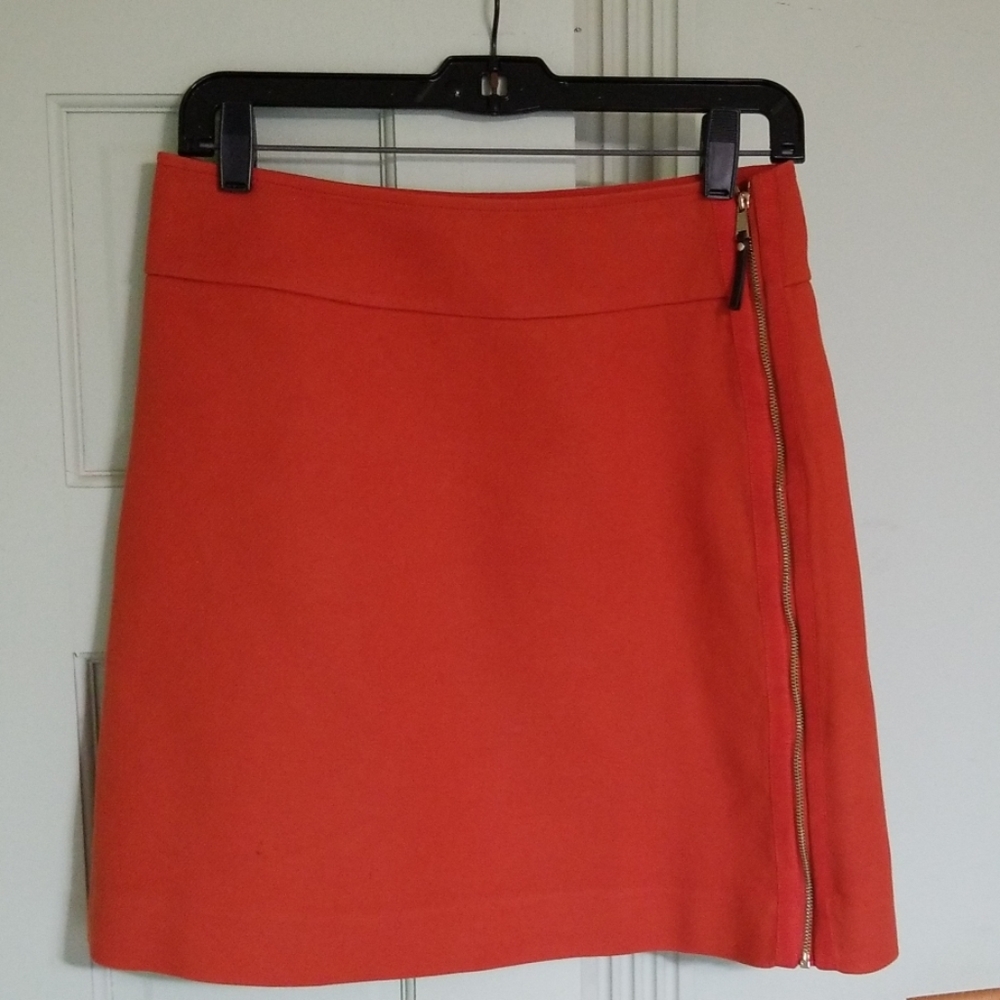 Ann Taylor Burnt Orange skirt w/ side zipper